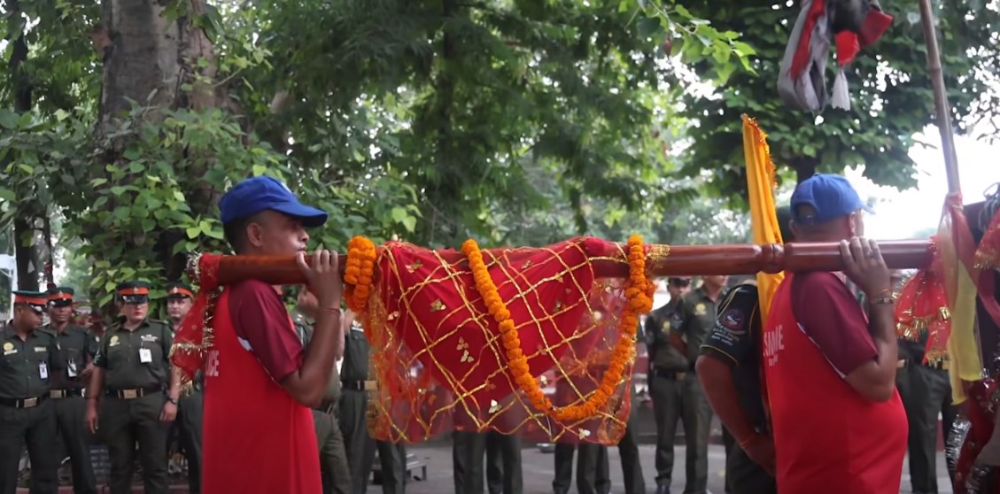 धनगढीबाट मेयर हमाल नेतृत्वको सरकारी टोली बडीमालिका प्रस्थान